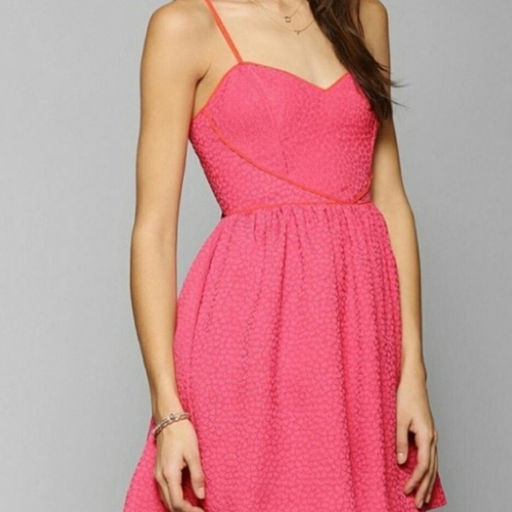UO ♥️ print party dress - Picture 3 of 5